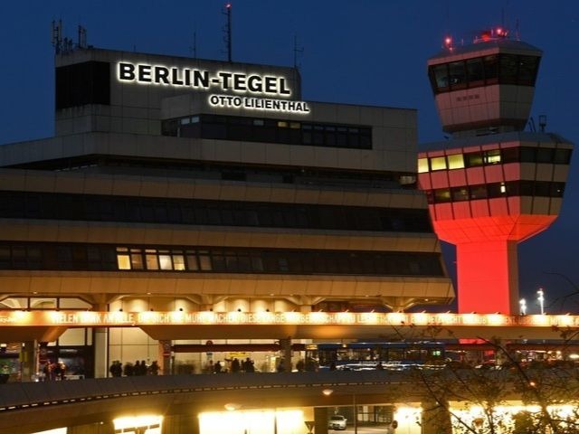 El aeropuerto de Tegel donde se construirá el barrio (Reuters)